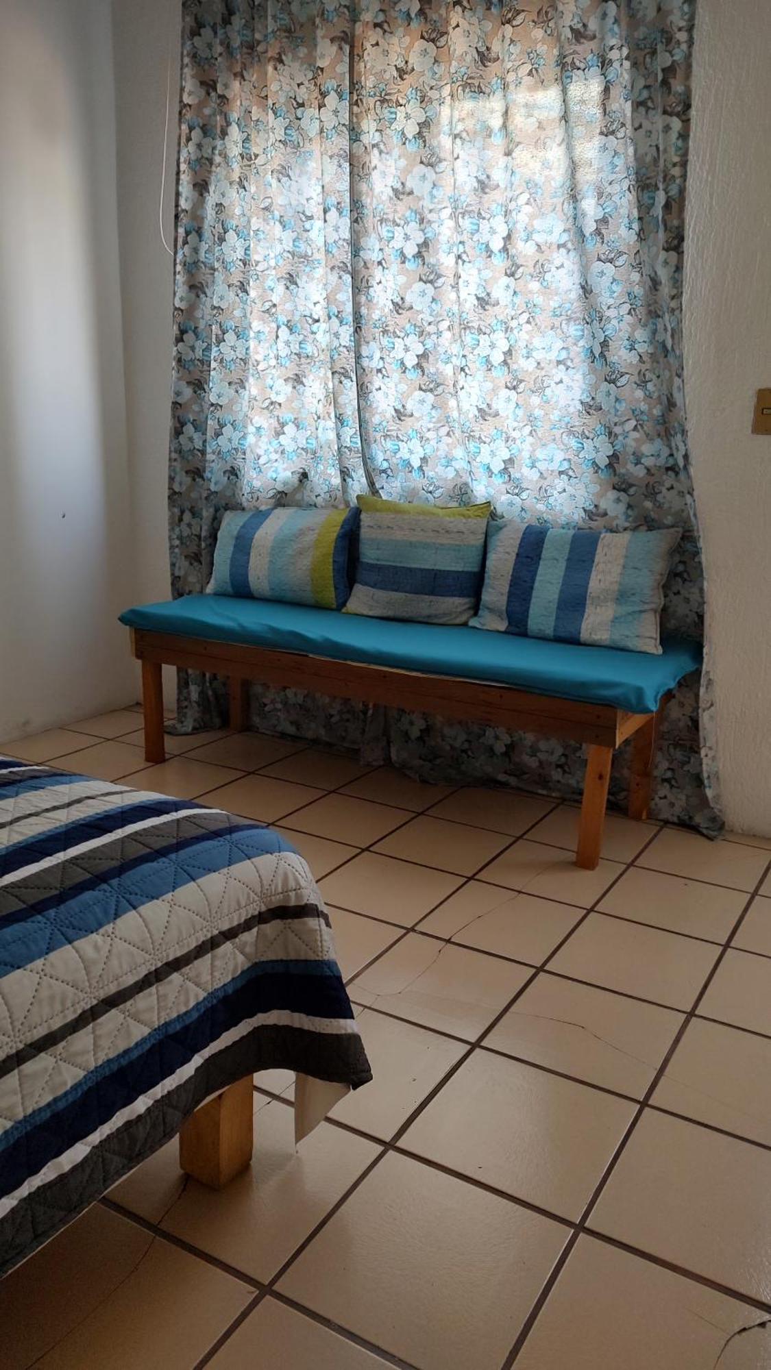Habitacion Privada En Casa De Huespedes Guadalajara Ngoại thất bức ảnh